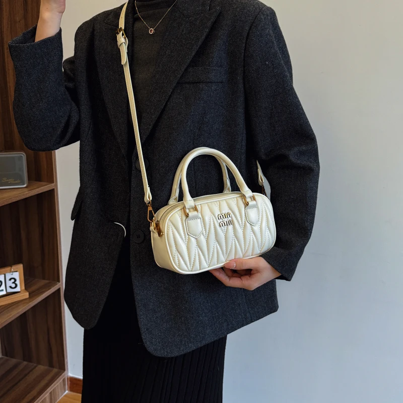 Women Luxury High End Leather  - Luxury Lifestyle Fashion recension och pris