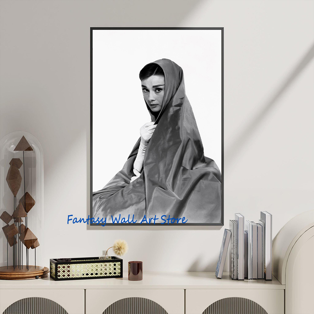 Audrey Hepburn Photography Ret - Luxury Lifestyle Fashion recension och pris